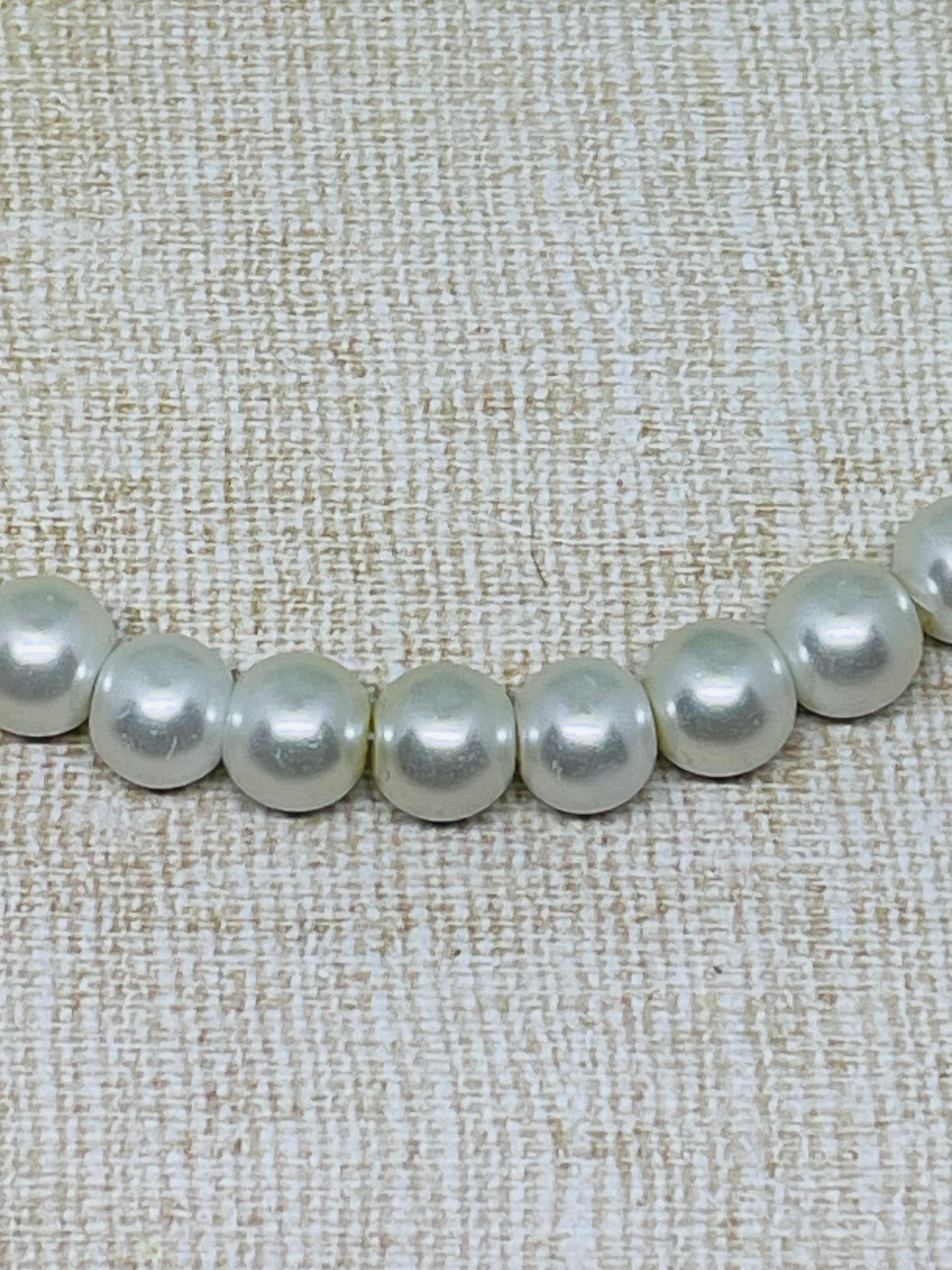 Collier Augustine