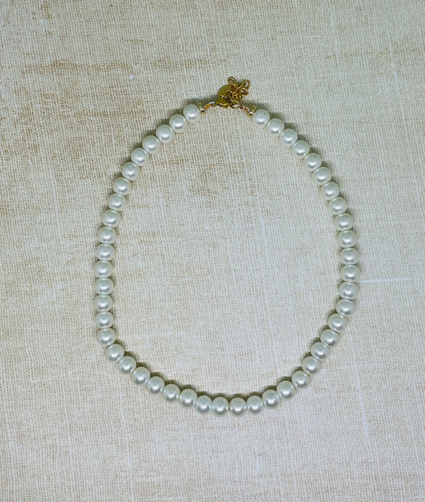 Collier Augustine