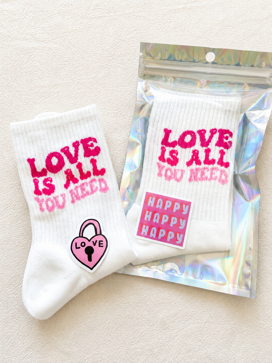 Chaussettes Love Is All You Need roses Femme